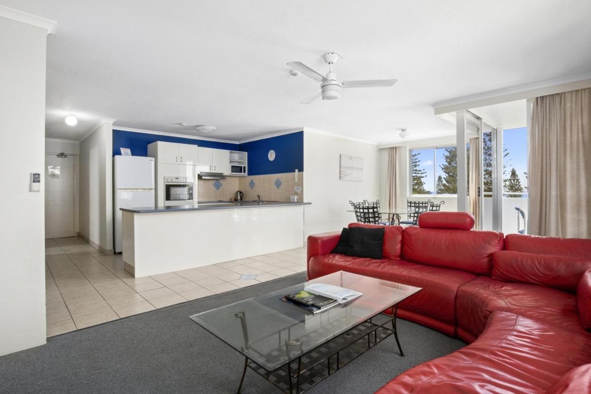 2 Bedroom Beachfront At Sandpiper Gold Coast